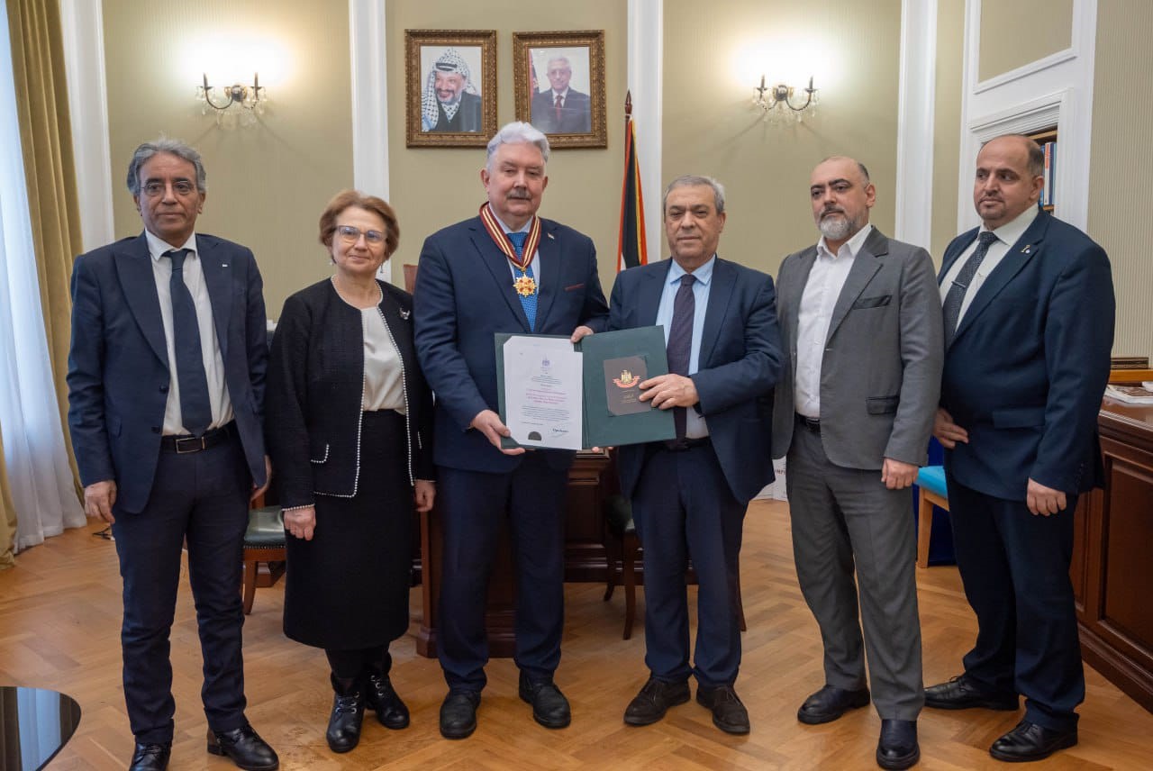 جانب من تكريم  بابورن